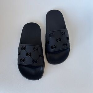 Gucci Black Rubber GG Slides